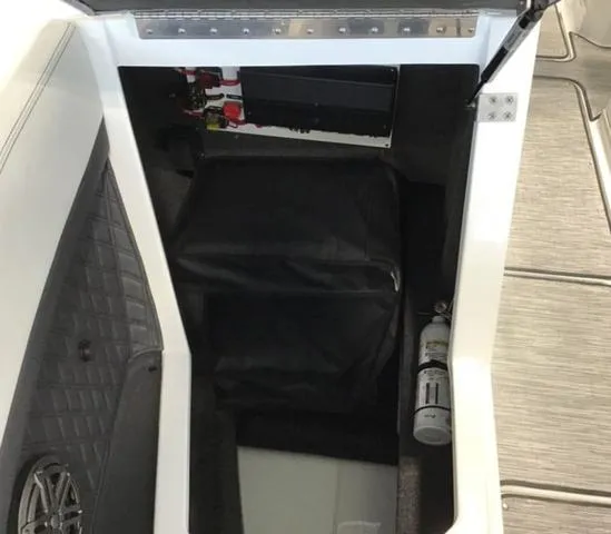 Slide: The Image of Cobalt R8 2025 - 5