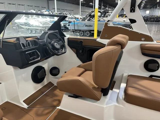 Slide: The Image of Axis Wake Research T250 2025 - 11