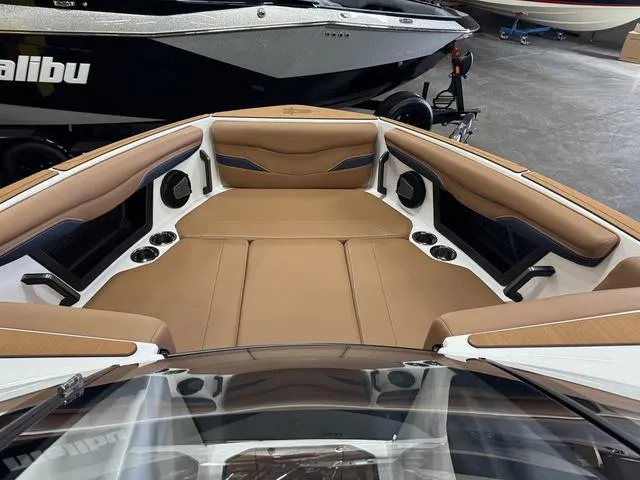 Slide: The Image of Axis Wake Research T250 2025 - 6