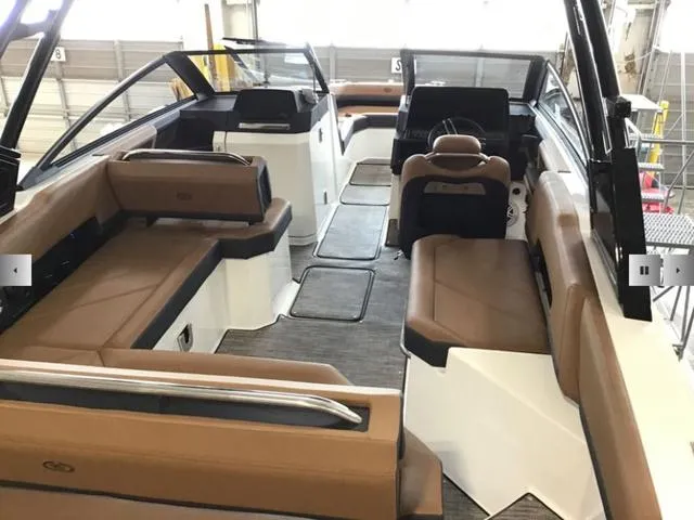 Slide: The Image of Cobalt R6 2024 - 3