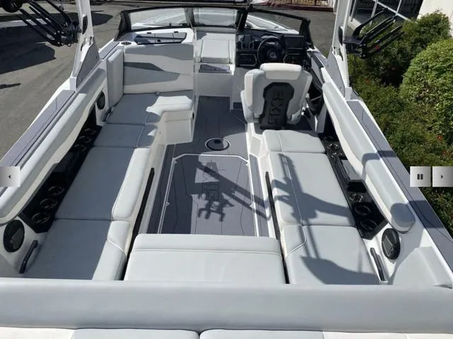 Slide: The Image of Axis Wake Research T235 2025 - 9