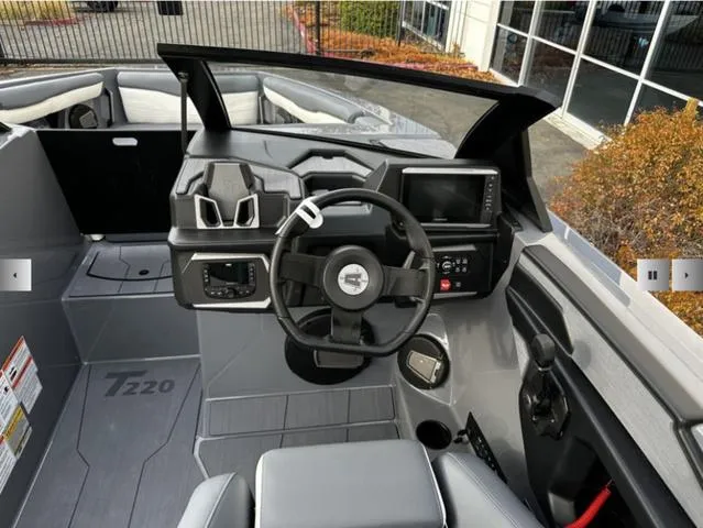 Slide: The Image of Axis Wake Research T220 2025 - 7