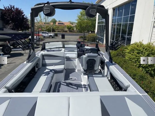 Slide: The Image of Axis Wake Research A225 2025 - 17