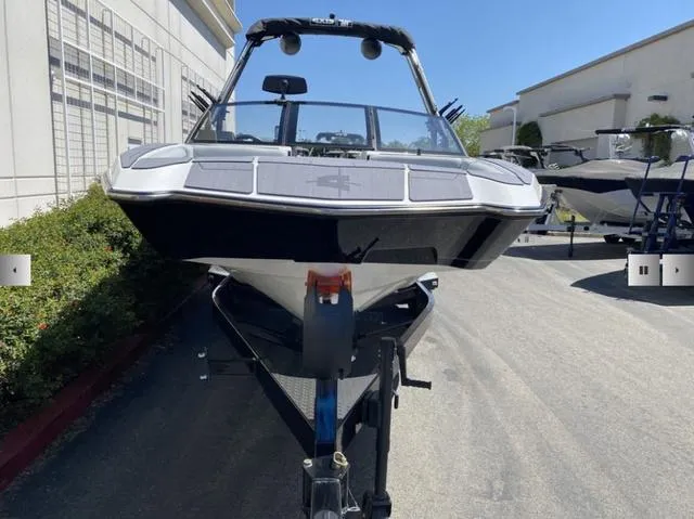 Slide: The Image of Axis Wake Research A225 2025 - 8