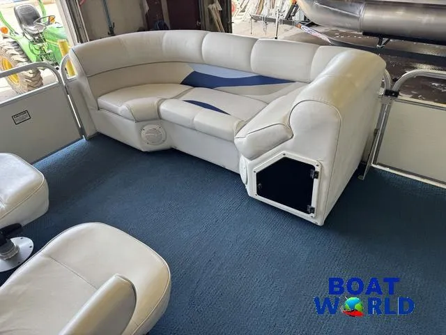 Slide: The Image of Weeres Sundeck 220 Pontoon 2006 - 11