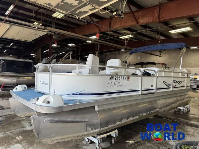 Slide: The Image of Weeres Sundeck 220 Pontoon 2006 - 36