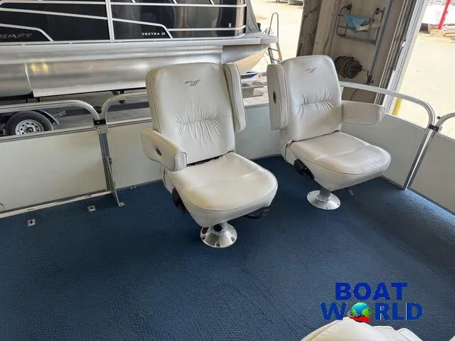 Slide: The Image of Weeres Sundeck 220 Pontoon 2006 - 9