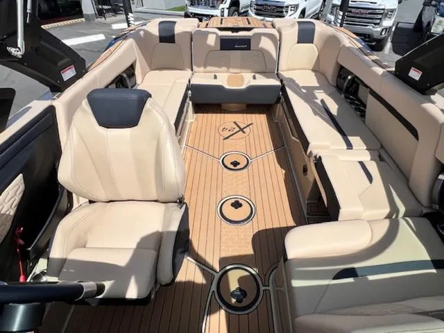 Slide: The Image of MasterCraft X24 2024 - 21