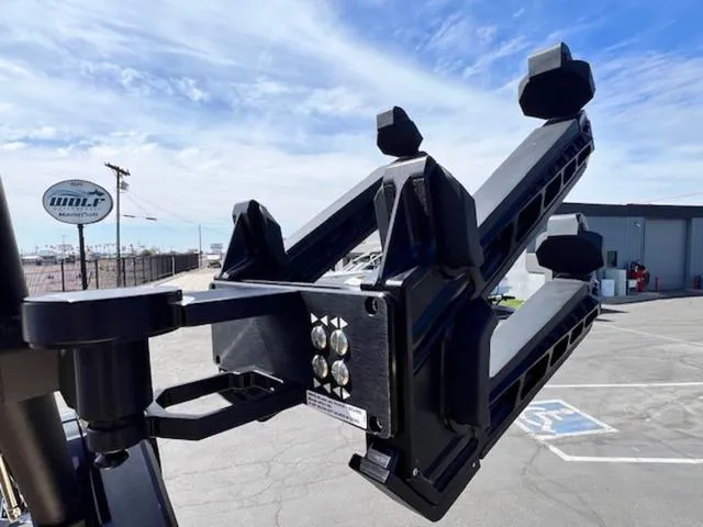 Slide: The Image of MasterCraft X24 2024 - 22