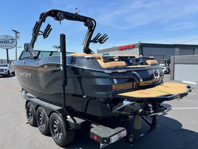 Slide: The Image of MasterCraft X24 2022 - 16