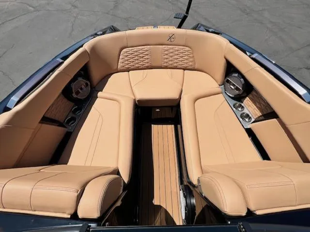 Slide: The Image of MasterCraft X24 2022 - 24