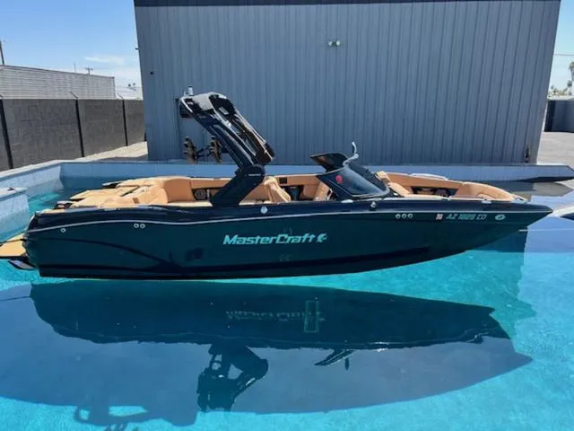 Slide: The Image of MasterCraft X24 2022 - 4