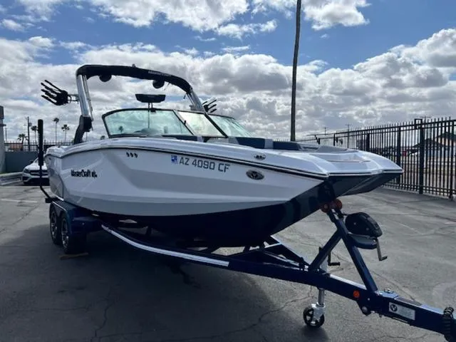 Slide: The Image of MasterCraft NXT24 2023 - 4