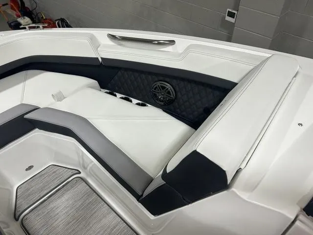 Slide: The Image of Cobalt R4 2024 - 27