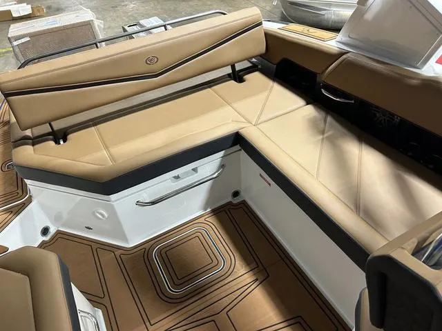 Slide: The Image of Cobalt R6 Surf 2025 - 29