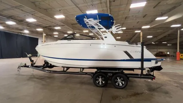 Slide: The Image of Cobalt R6 Surf 2025 - 41