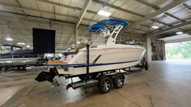 Slide: The Image of Cobalt R6 Surf 2025 - 44