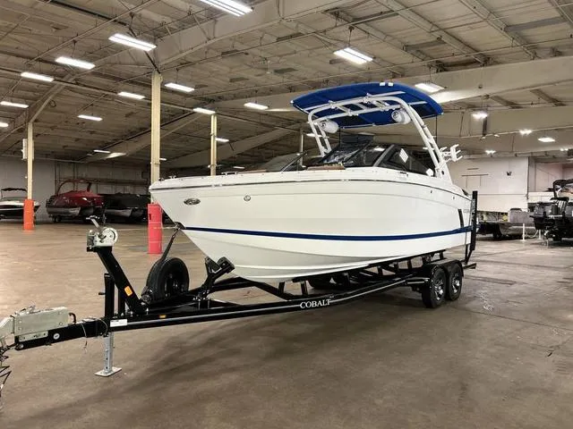 Slide: The Image of Cobalt R6 Surf 2025 - 46