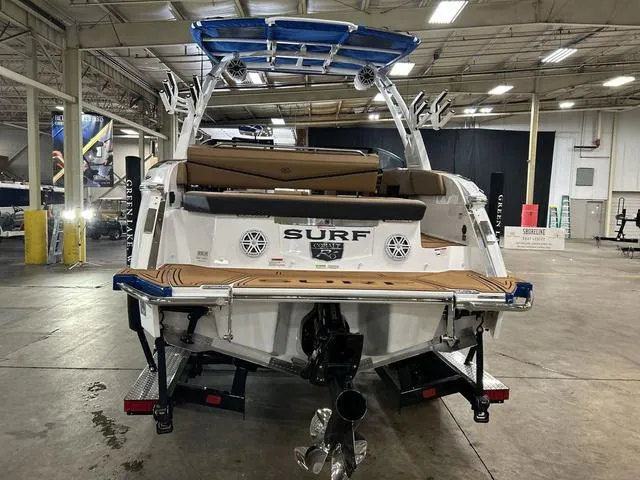 Slide: The Image of Cobalt R6 Surf 2025 - 49