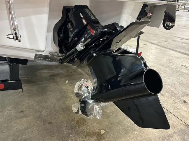 Slide: The Image of Cobalt R6 Surf 2025 - 50