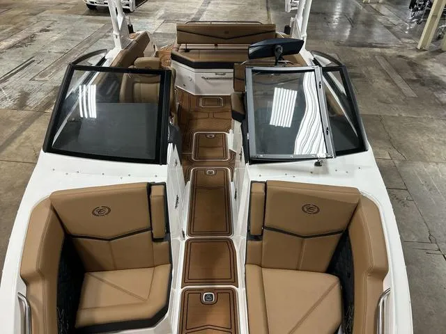 Slide: The Image of Cobalt R6 Surf 2025 - 52