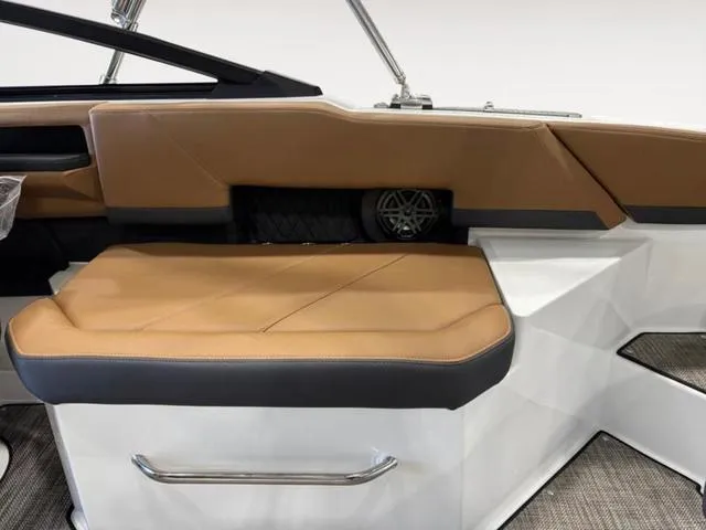 Slide: The Image of Cobalt R6 2025 - 27