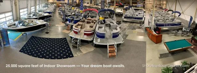 Slide: The Image of Cobalt R8 Outboard 2021 - 30