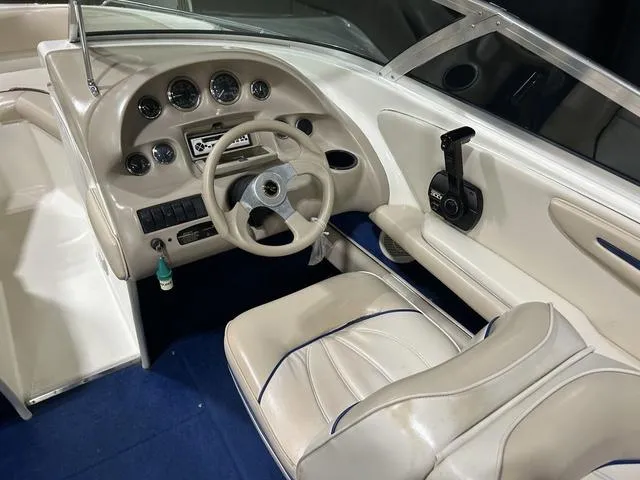 Slide: The Image of Sea Ray 210 BR 1998 - 11