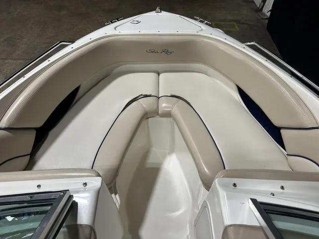 Slide: The Image of Sea Ray 210 BR 1998 - 15