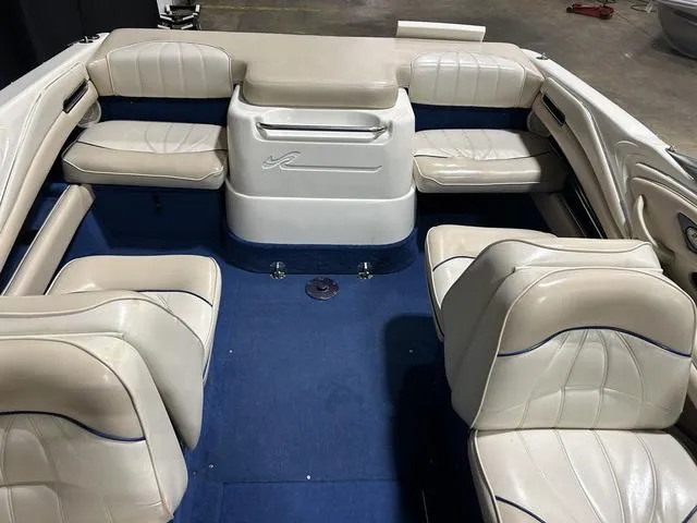 Slide: The Image of Sea Ray 210 BR 1998 - 19