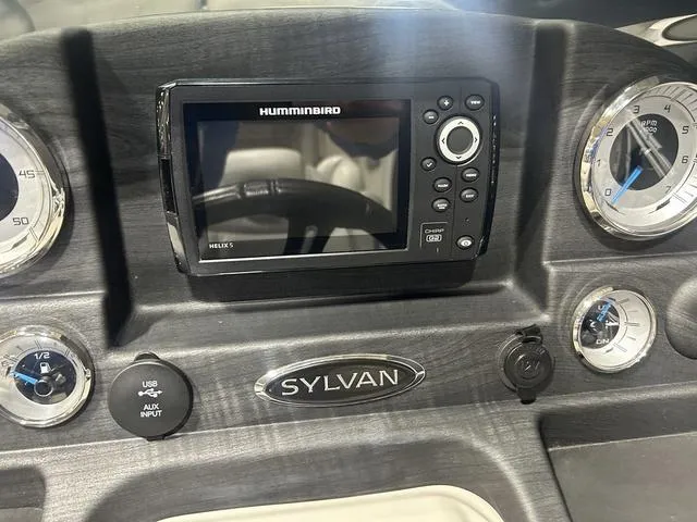 Slide: The Image of Dashboard of 2018 Sylvan 8522 Party Fish with Humminbird Helix 5 display. - 16