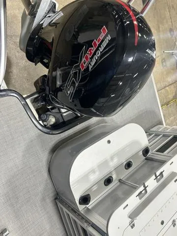 Slide: The Image of 2018 Sylvan 8522 Party Fish boat with Mercury Pro XS outboard motor. - 24