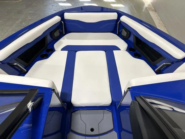 Slide: The Image of Axis T235 2024 - 13