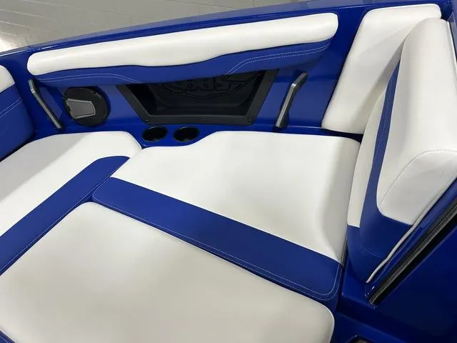 Slide: The Image of Axis T235 2024 - 14