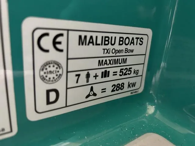 Slide: The Image of 2023 Malibu 21 LX boat label, TXi Open Bow, 525 kg max load, 288 kW power. - 18