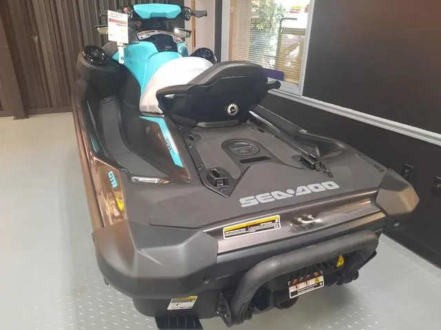 Slide: The Image of Sea-Doo GTR 230 2025 - 4