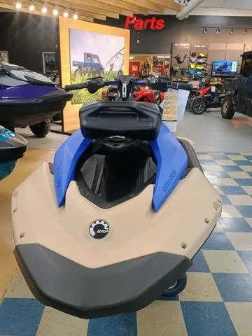 Slide: The Image of Sea-Doo Spark Trixx for 1 2025 - 4