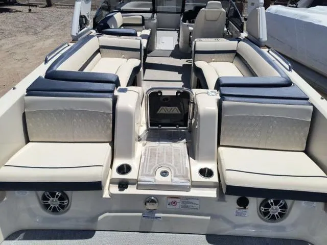 Slide: The Image of Avalon Excalibur LTD SS Quad Lounge Windshield 25 FT 2025 - 15