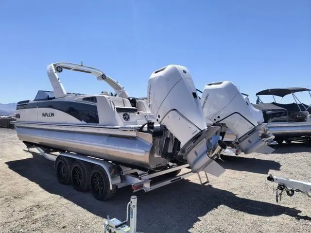 Slide: The Image of Avalon Excalibur LTD SS Quad Lounge Windshield 25 FT 2025 - 7