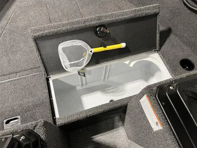 Slide: The Image of Lund 1650 Rebel XL Sport 2025 - 20