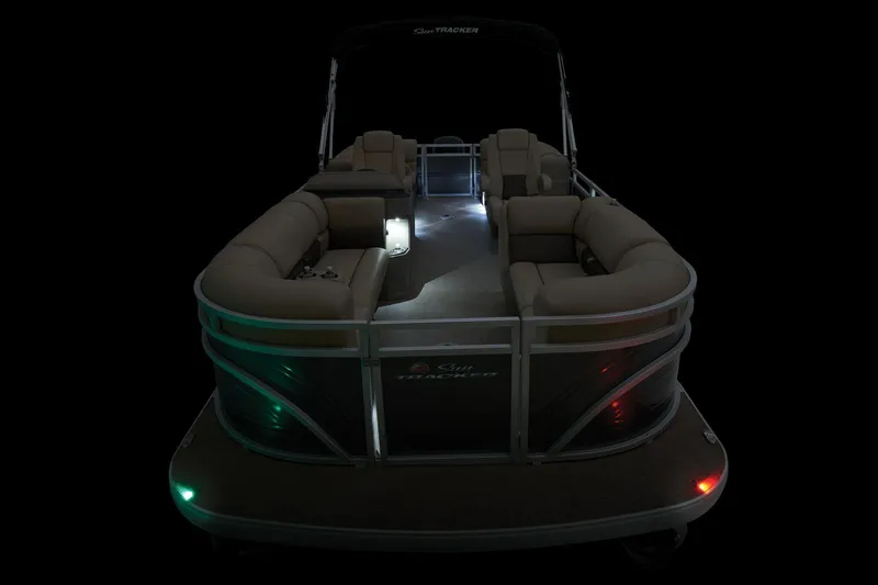 Slide: The Image of Sun Tracker Party Barge 22 DLX 2025 - 58