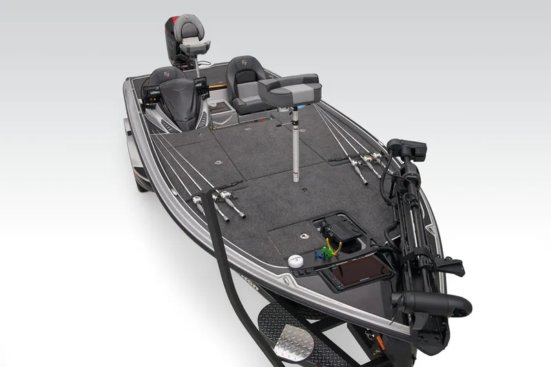 Slide: The Image of Triton 21XP Patriot 2025 - 21