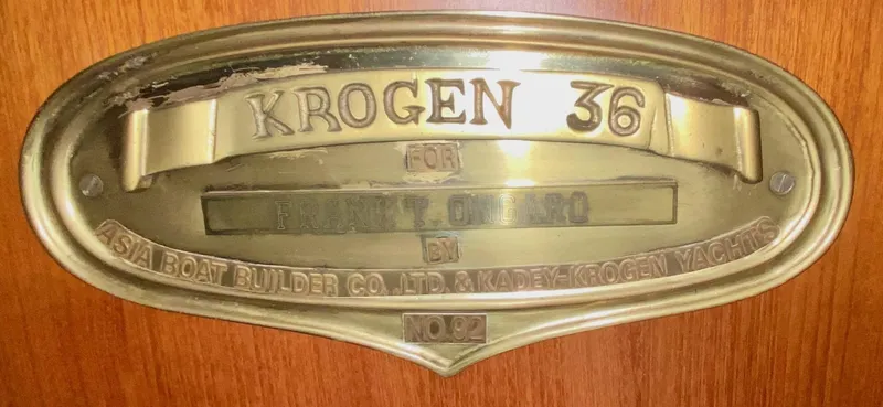 Slide: The Image of Plaque of 1989 Kadey-Krogen Manatee 36 yacht by Asia Boat Builder Co. Ltd. - 20