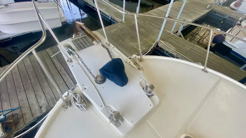 Slide: The Image of Kadey-Krogen Manatee 36 1989 - 60