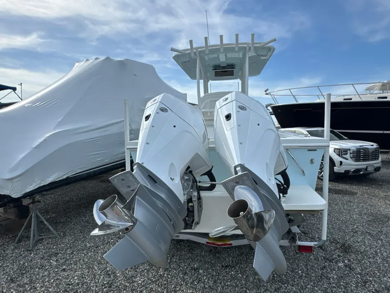 Slide: The Image of Pair Customer 24 Deep Vee Offshore, Pair Customs 24 Deep Vee, REV Yacht Sales, Contender, Regulator, SeaVee, Yellowfin, SeaHunt, SeaPro, Southport, Center Console, Mercury - 5
