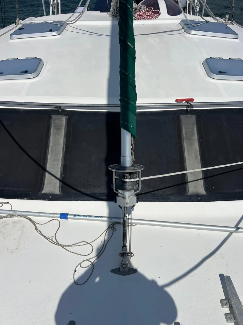 Slide: The Image of 1996 Prout 45 sailboat deck with rigging and hatches. - 65
