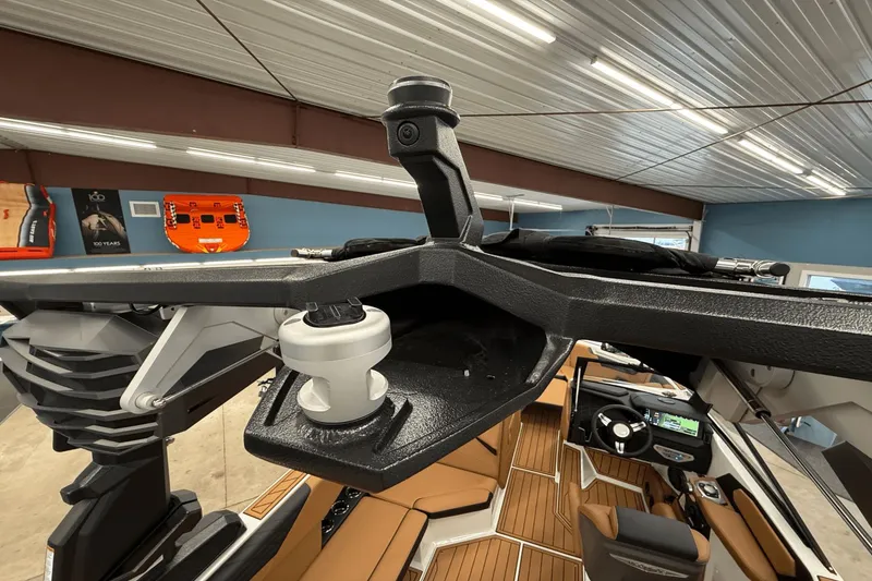 Slide: The Image of Nautique Super Air Nautique S21 2026 - 108