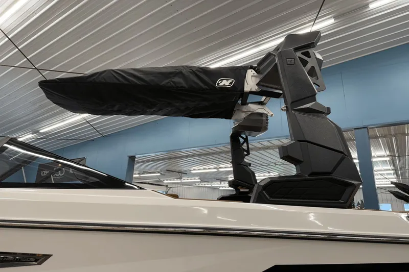 Slide: The Image of Nautique Super Air Nautique S21 2026 - 14