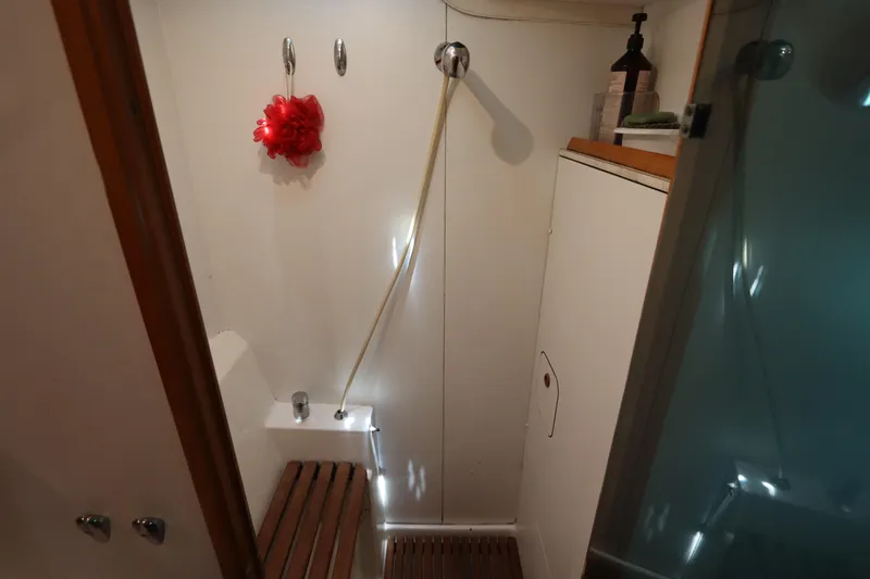 Slide: The Image of Lagoon 380 2001 - 74