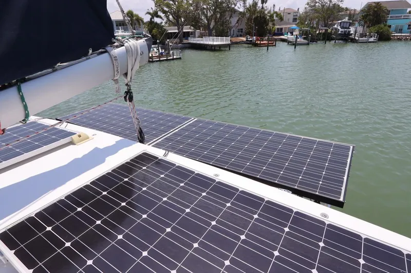 Slide: The Image of Lagoon 380 2001 - 81